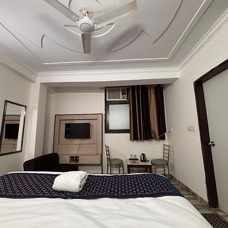 Clink Airport Stay -New Delhi Exterior photo